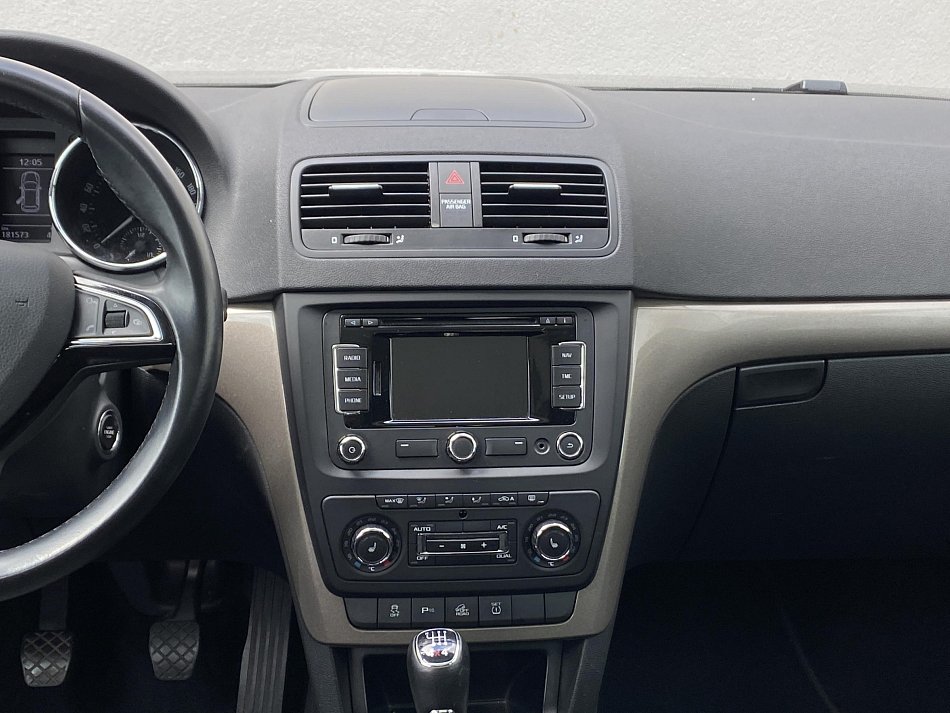 Škoda Yeti 2.0 TDi Elegance 4x4
