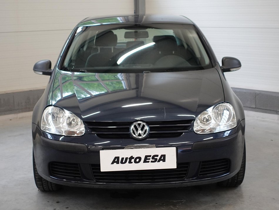 Volkswagen Golf 1.4MPI 
