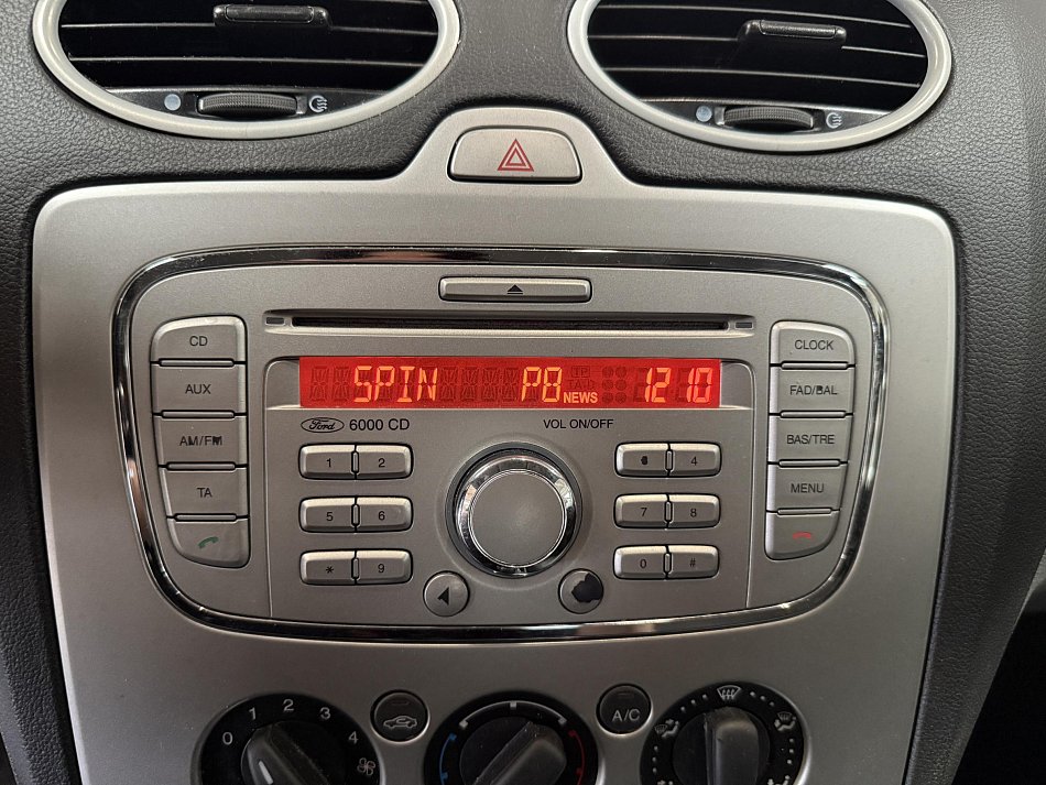 Ford Focus 1.6i 