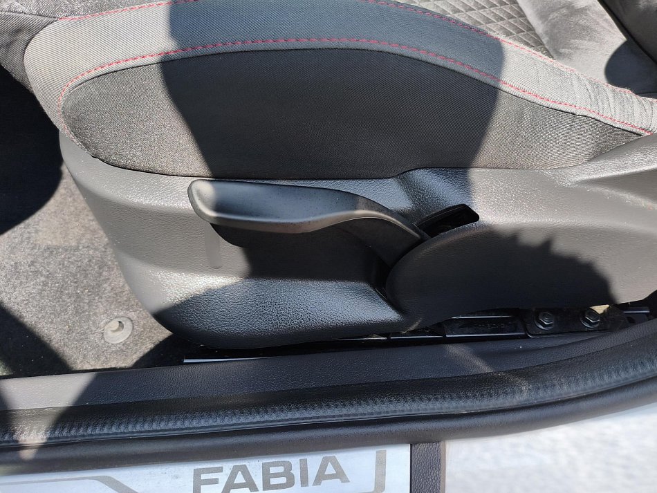 Škoda Fabia III 1.4 TSi Edition R5