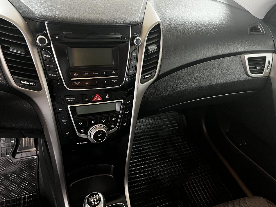 Hyundai I30 1.6CRDi 