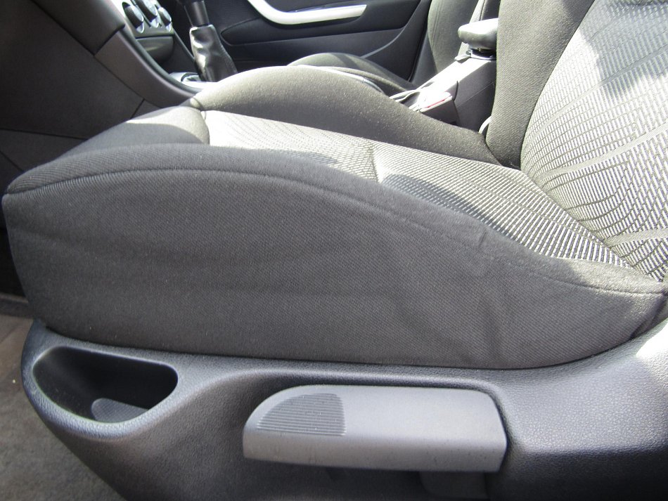 Peugeot 308 1.4 VTTi 