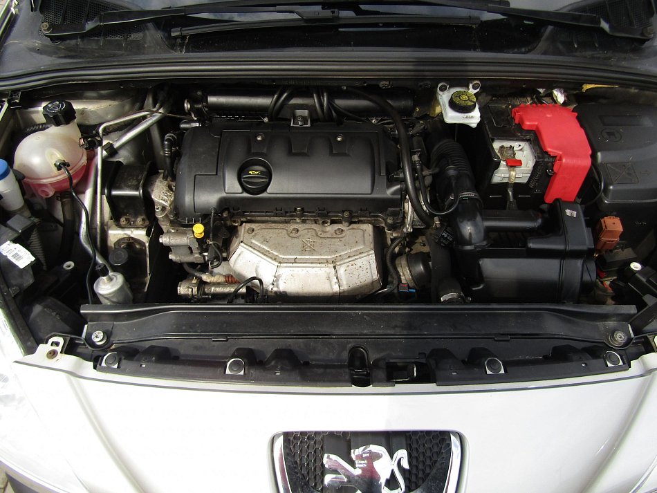 Peugeot 308 1.4 VTTi 