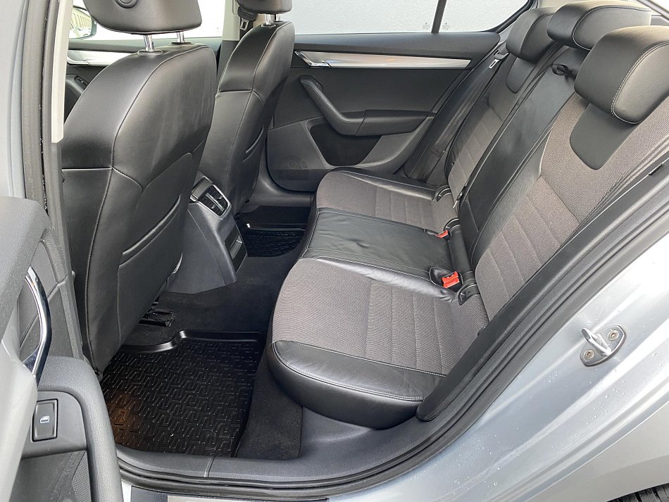 Škoda Octavia III 1.4 TSi Elegance