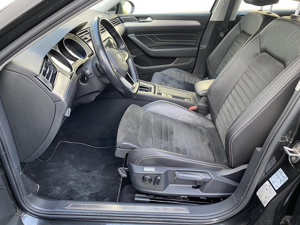 Volkswagen Passat 1.6 TDi Elegance