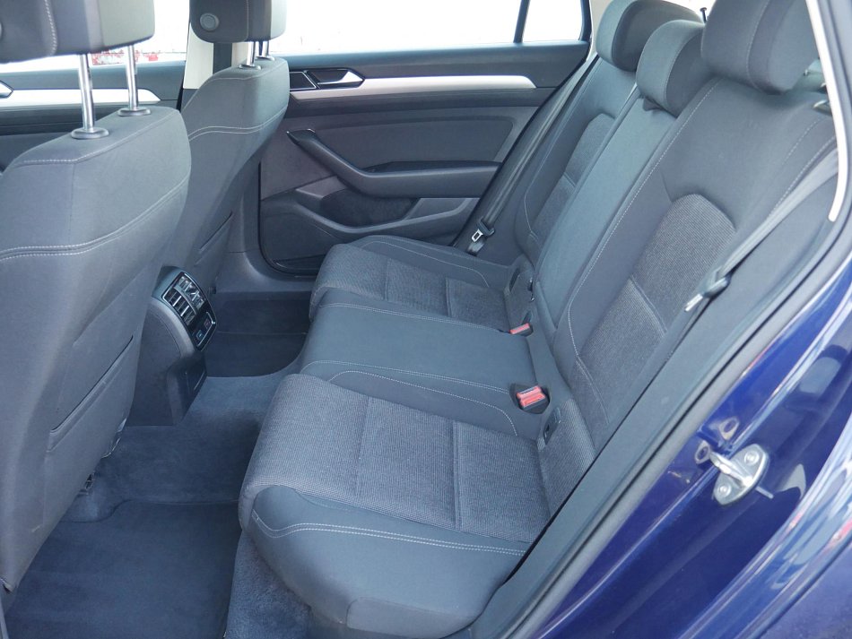 Volkswagen Passat 2.0TDi 