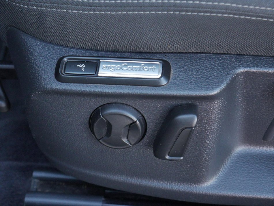 Volkswagen Passat 2.0TDi 