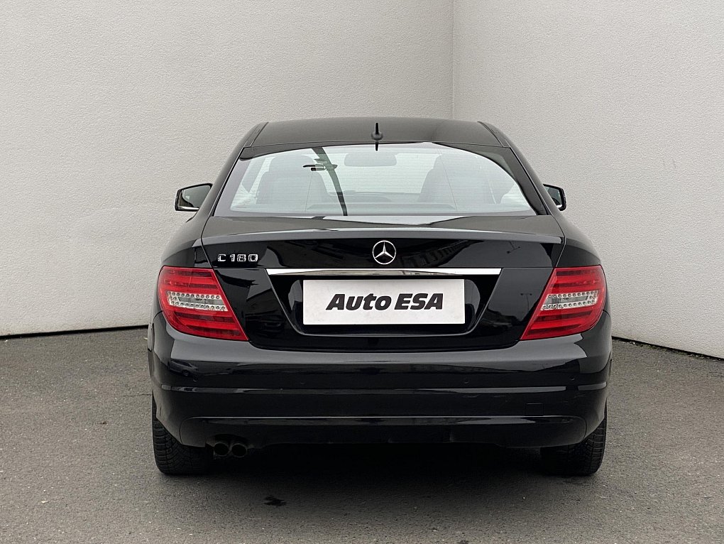 Mercedes-Benz Třída C 1.6i  C180