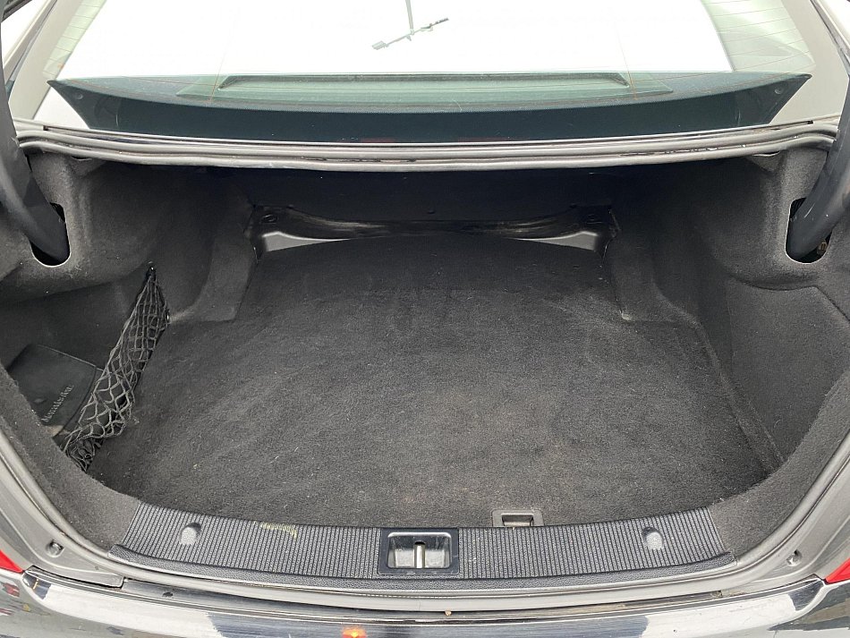 Mercedes-Benz Třída C 1.6i  C180