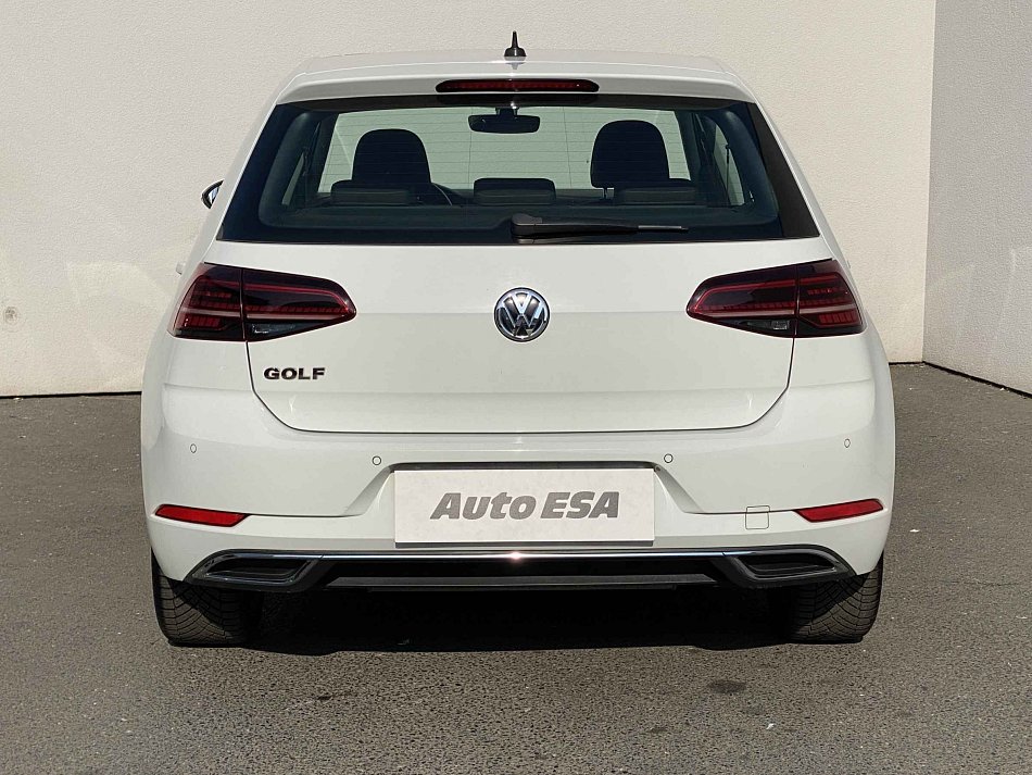 Volkswagen Golf 1.5TSi Highline