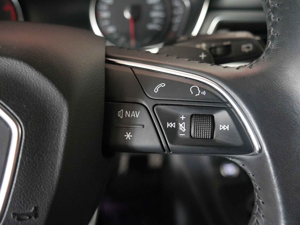 Audi A4 2.0 TDi 