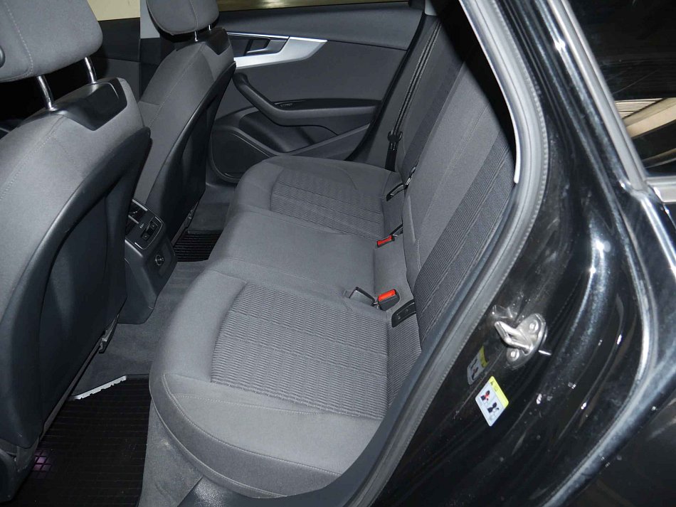 Audi A4 2.0 TDi 