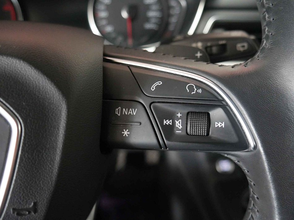 Audi A4 2.0 TDi 