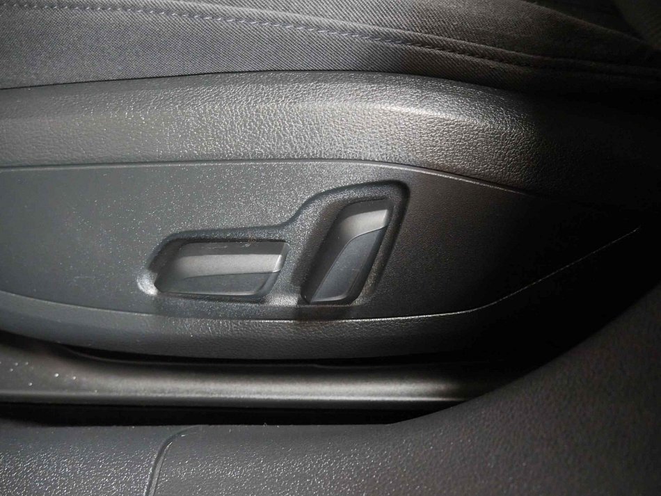 Audi A4 2.0 TDi 