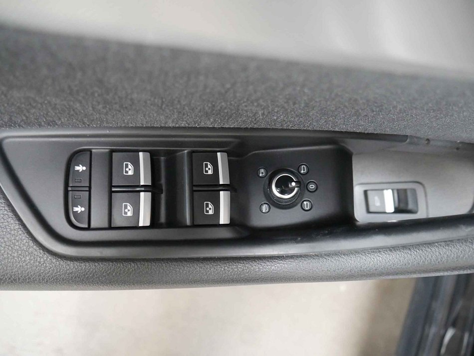 Audi A4 2.0 TDi 