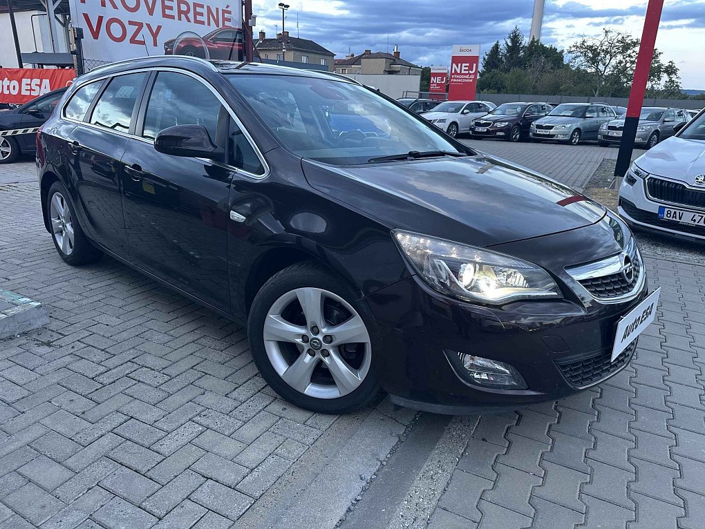 Opel Astra 1.4T  Sports Tourer
