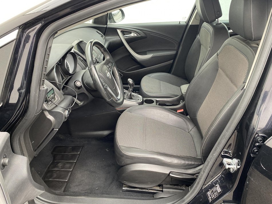 Opel Astra 1.7 CDTi Cosmo