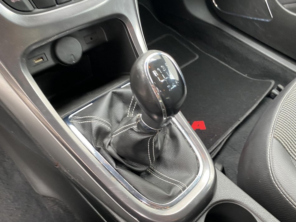 Opel Astra 1.7 CDTi Cosmo