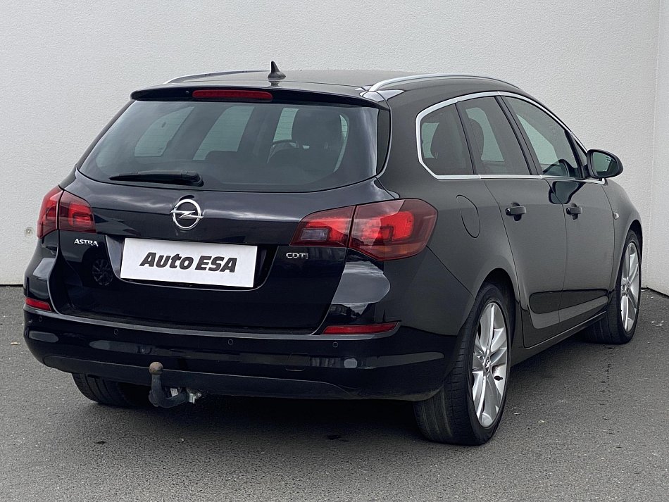 Opel Astra 1.7 CDTi Cosmo