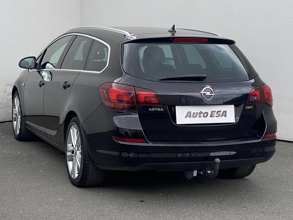 Opel Astra 1.7 CDTi Cosmo