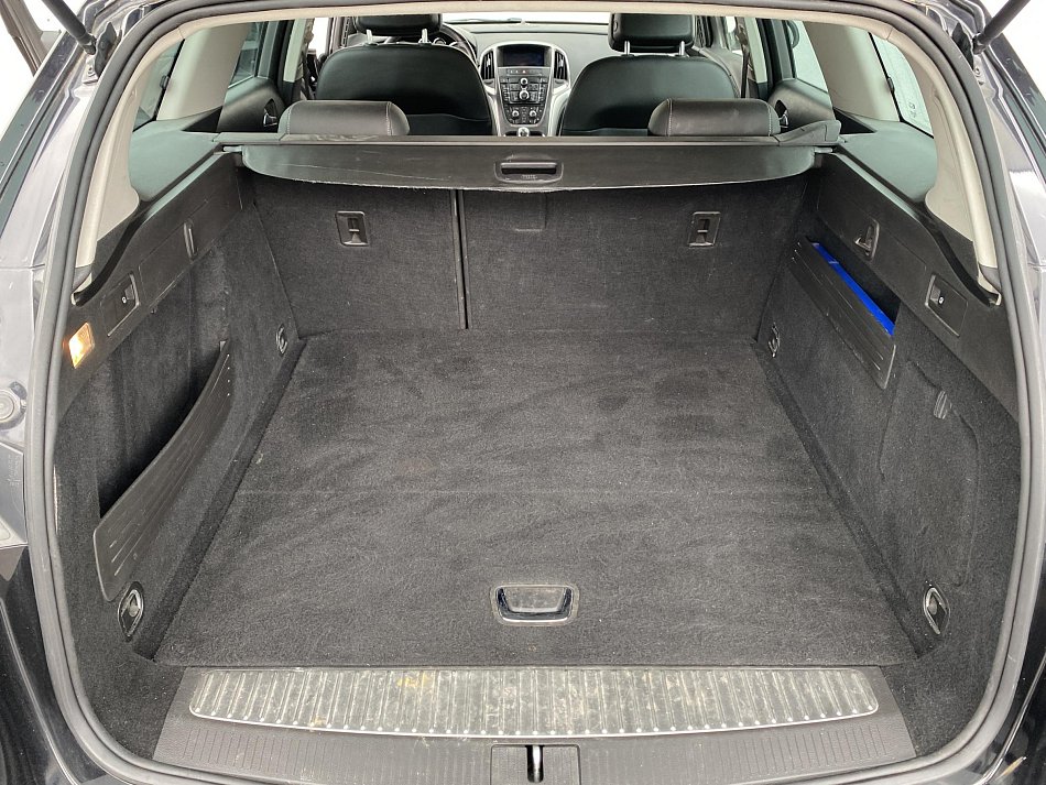 Opel Astra 1.7 CDTi Cosmo