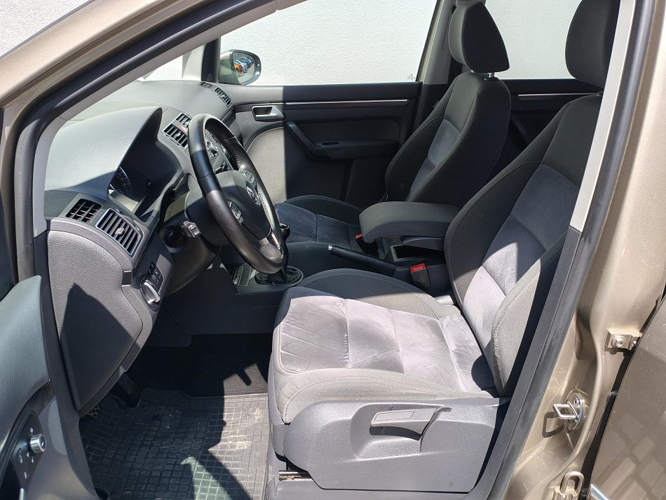 Volkswagen Touran 2.0 TDi Highline