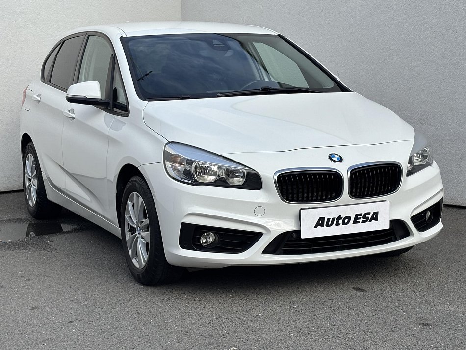 BMW Řada 2 1.5 i 