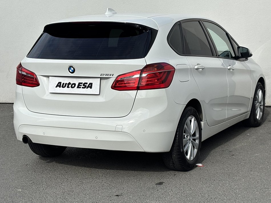 BMW Řada 2 1.5 i 