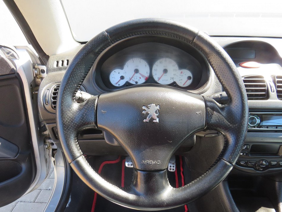 Peugeot 206 1.6i  CC