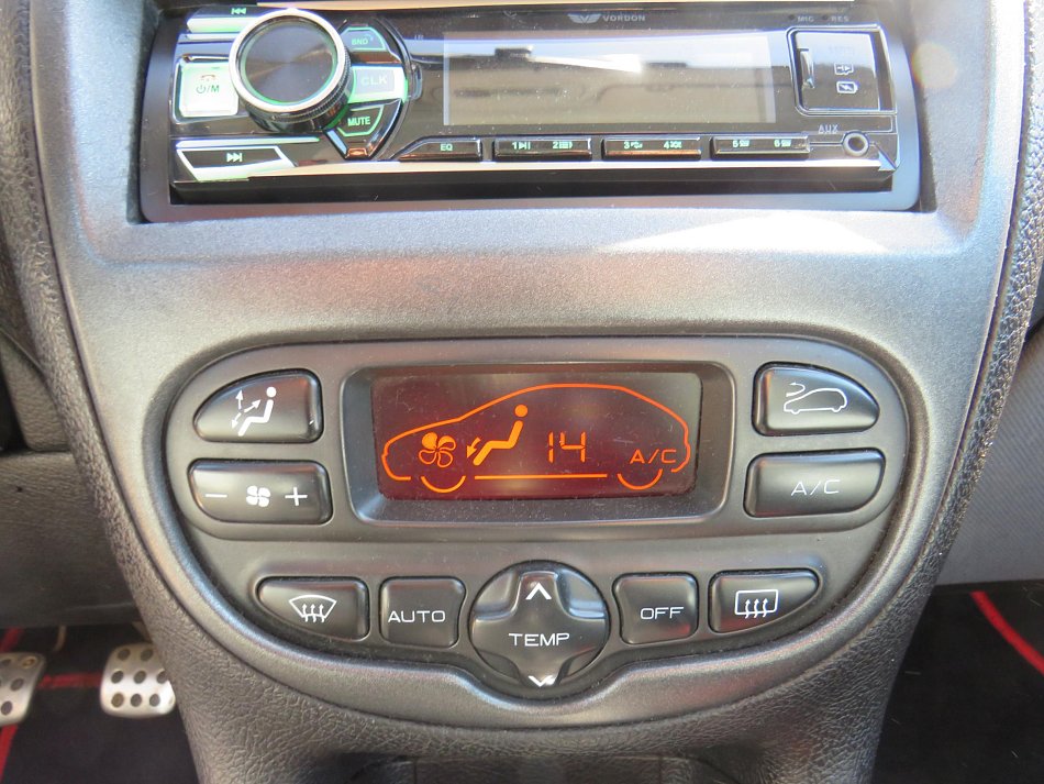 Peugeot 206 1.6i  CC