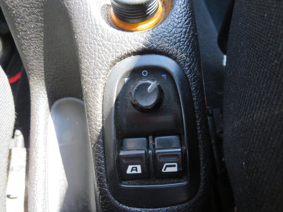 Peugeot 206 1.6i  CC