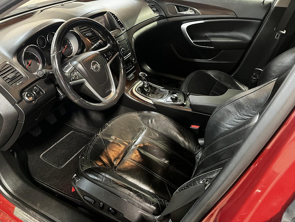 Opel Insignia 2.0CDTi 