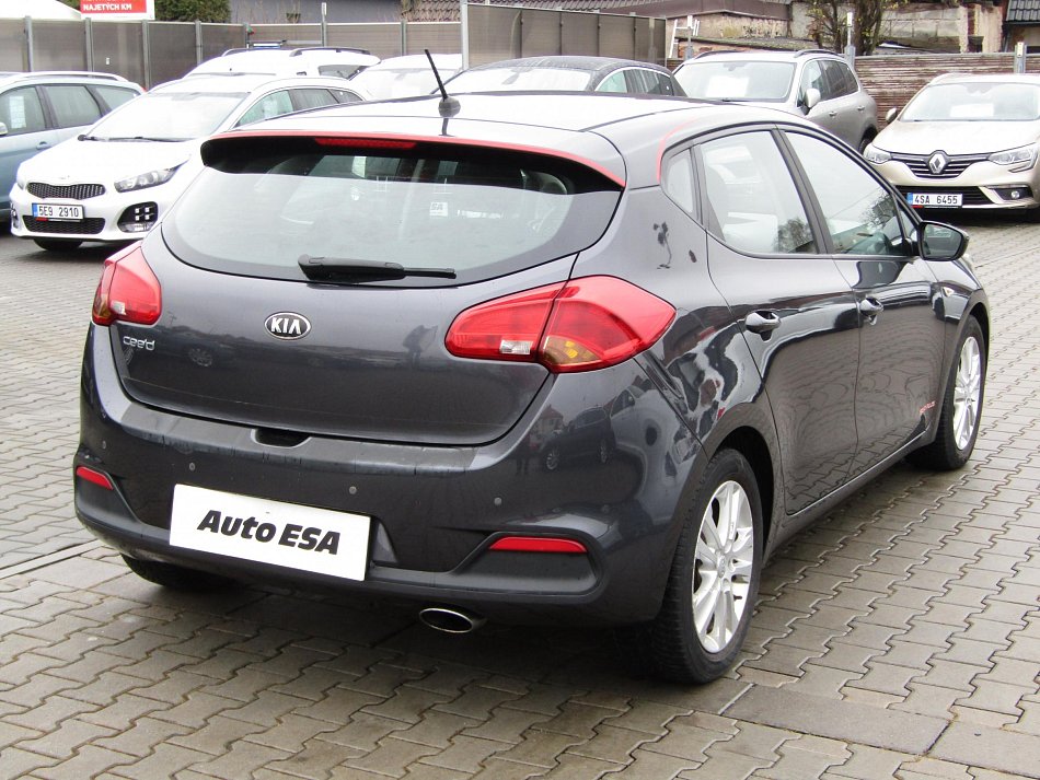 Kia Ceed 1.6 GDi 