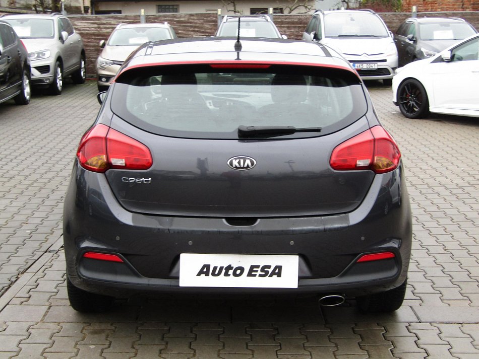 Kia Ceed 1.6 GDi 