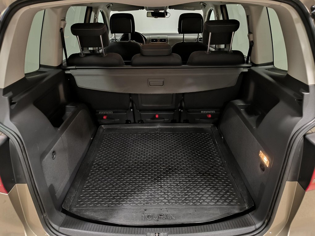 Volkswagen Touran 2.0TDi 