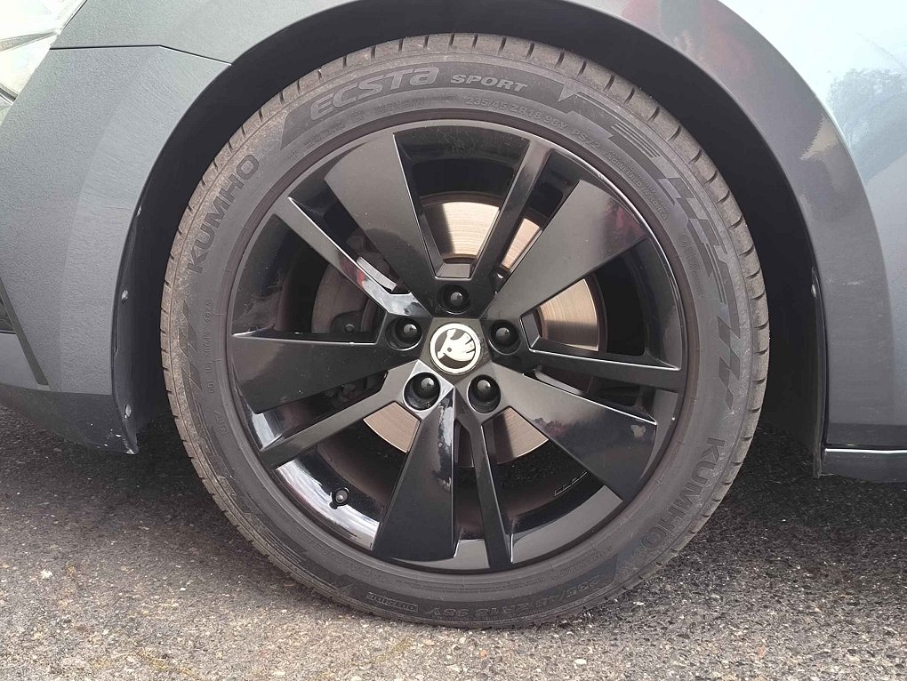 Škoda Superb III 2.0 TDi SportLine 4x4