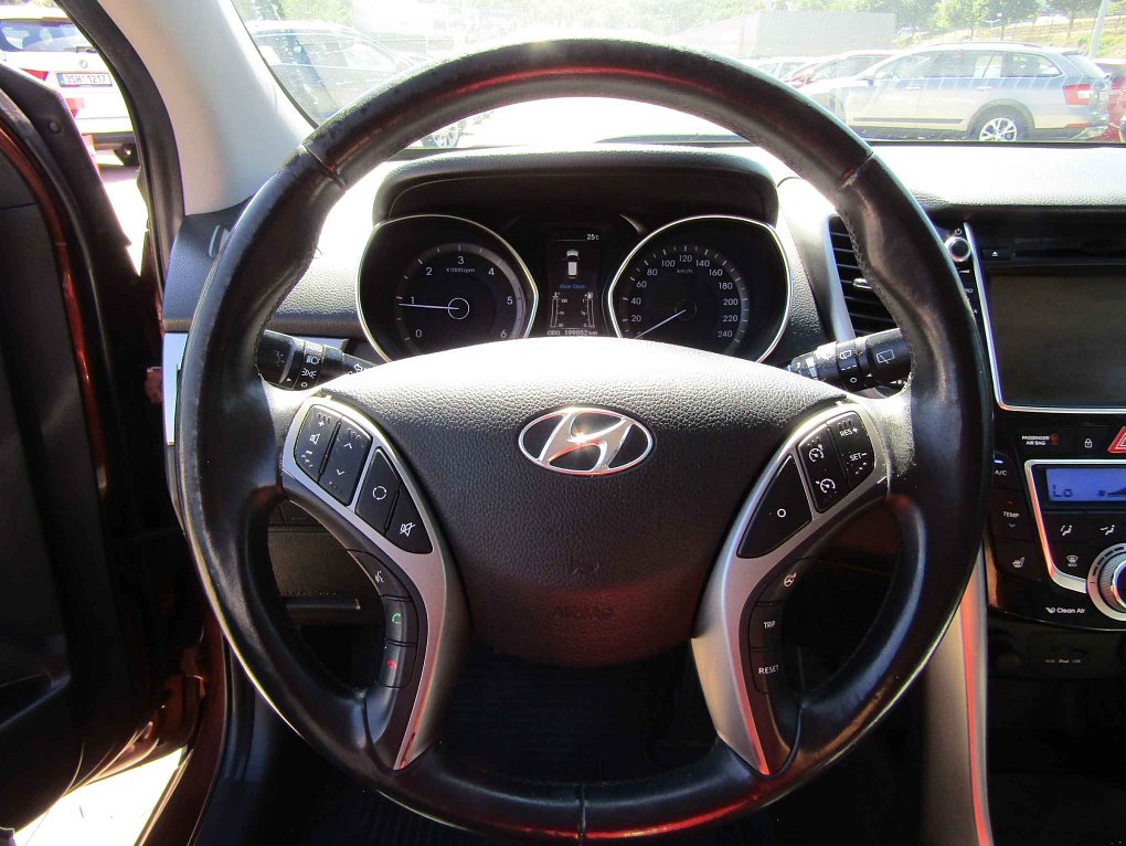 Hyundai I30 1.6 CRDI 