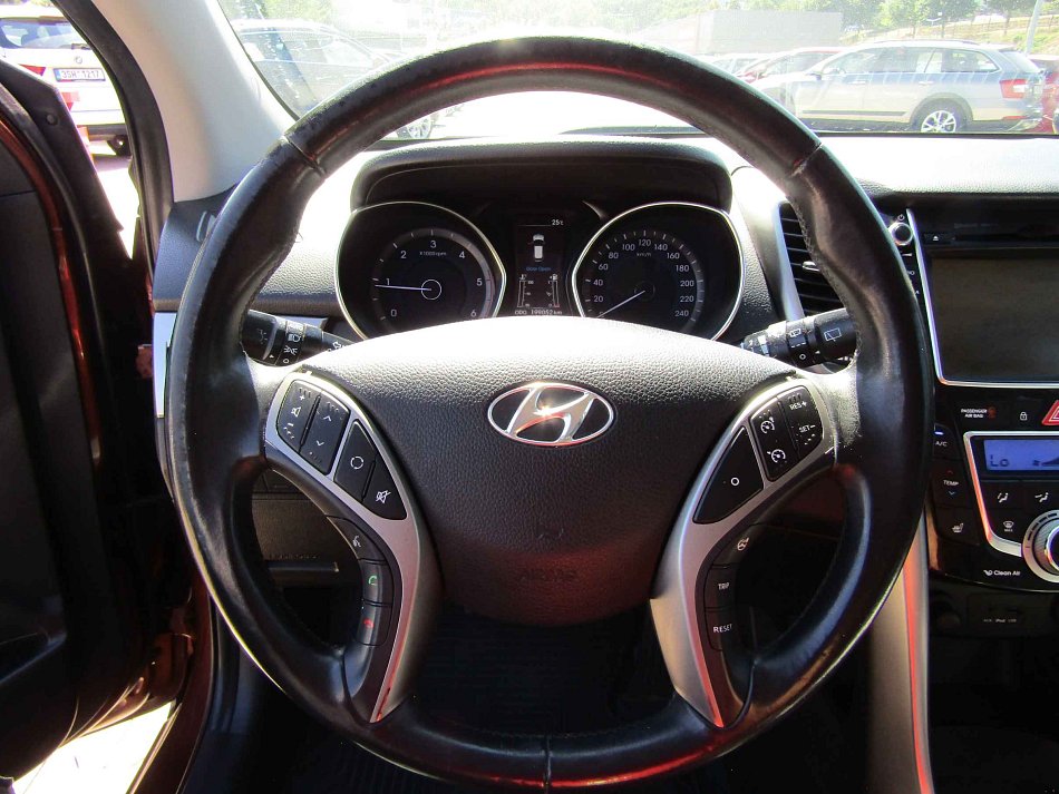 Hyundai I30 1.6 CRDI 