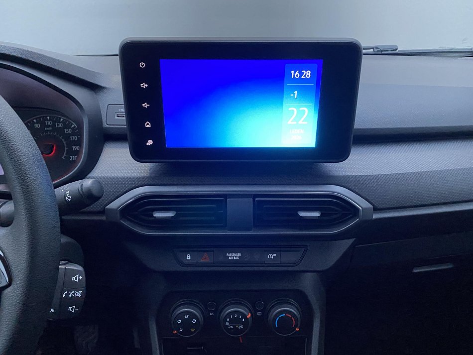 Dacia Sandero 1.0 i Essential