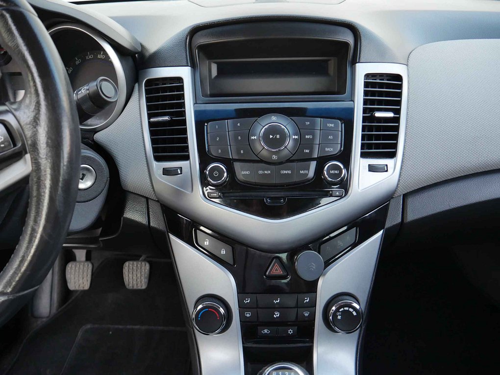 Chevrolet Cruze 1.8 