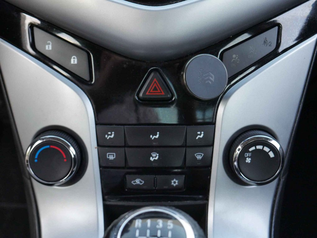 Chevrolet Cruze 1.8 