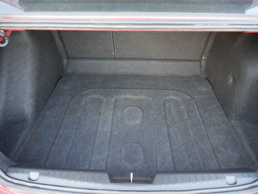 Chevrolet Cruze 1.8 