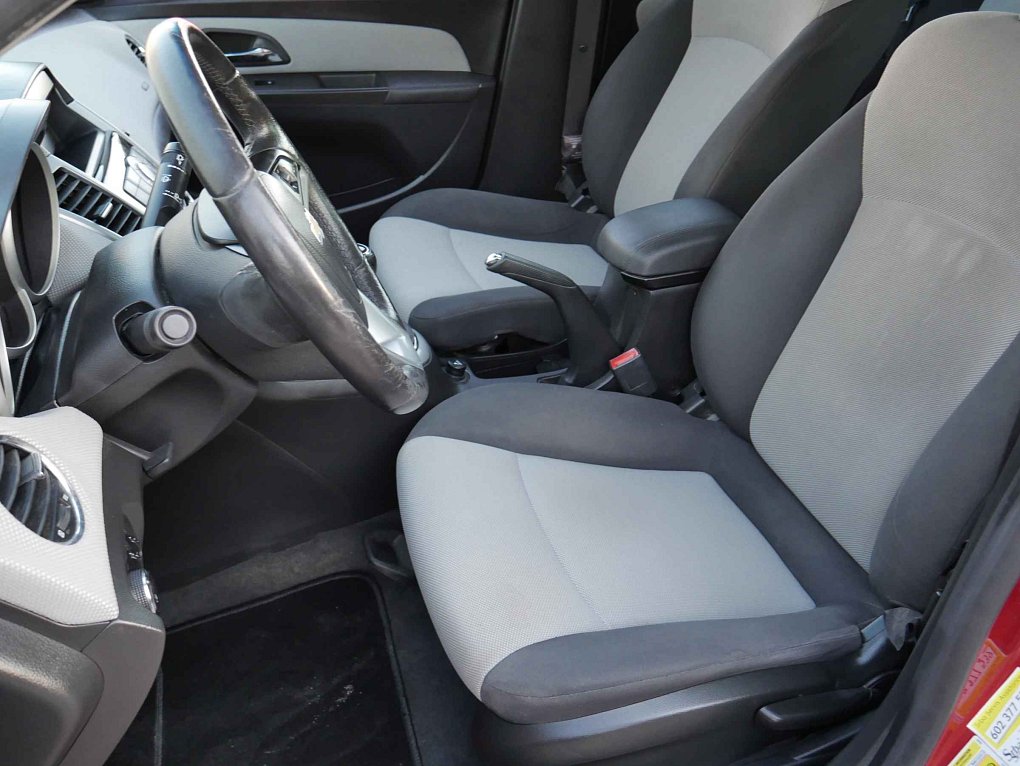 Chevrolet Cruze 1.8 