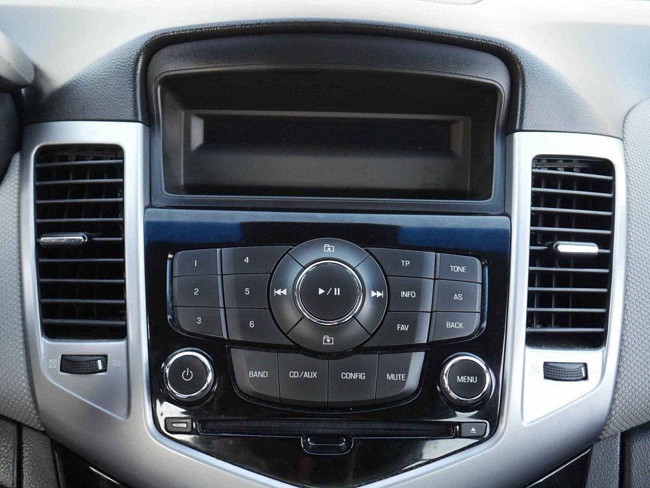Chevrolet Cruze 1.8 