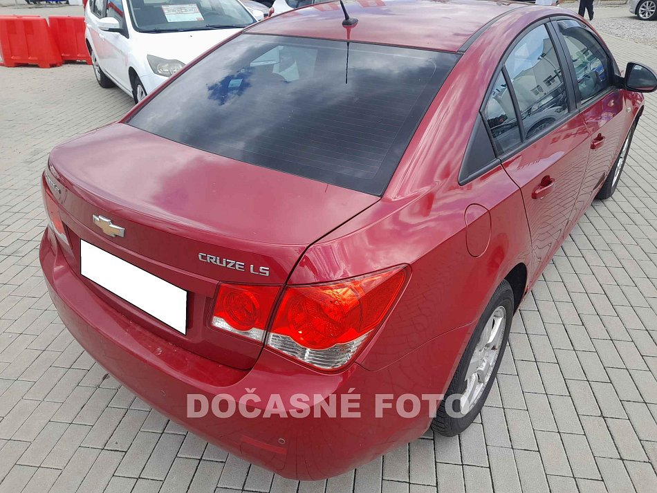 Chevrolet Cruze 1.8 