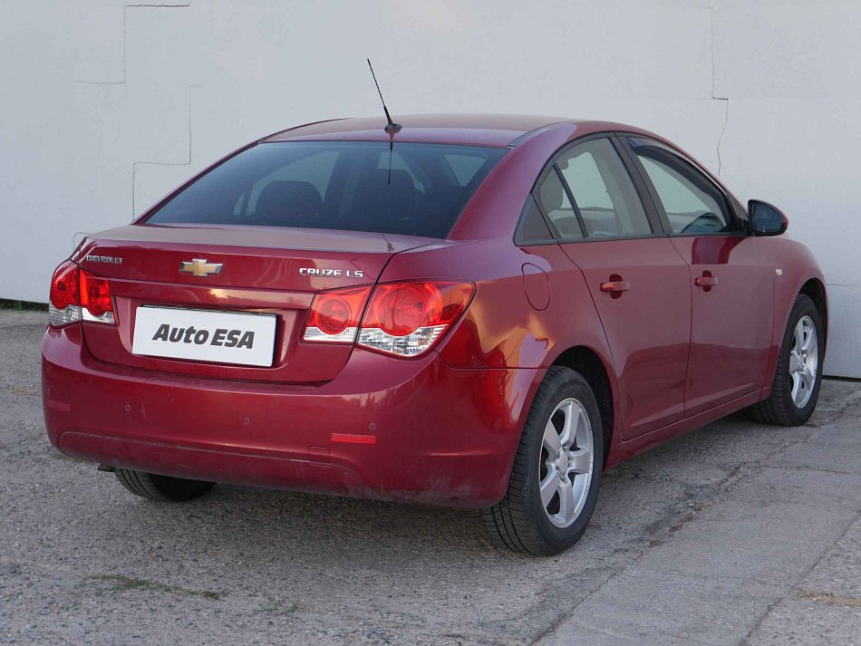 Chevrolet Cruze 1.8 