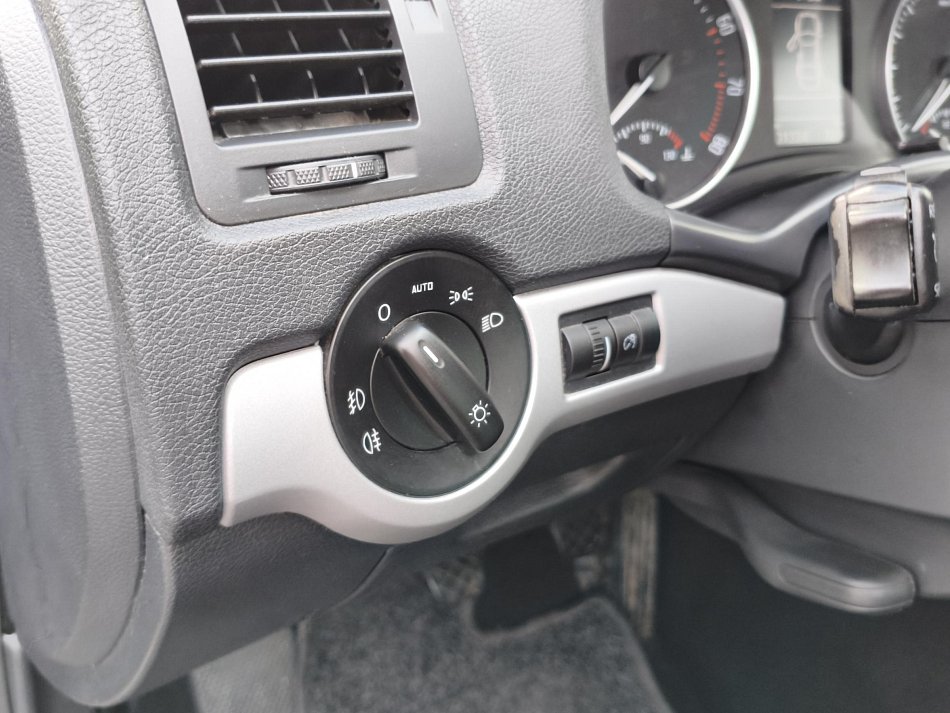 Škoda Octavia II 1.4 TSi Elegance