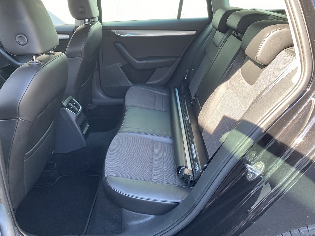 Škoda Octavia III 1.6 TDi Elegance