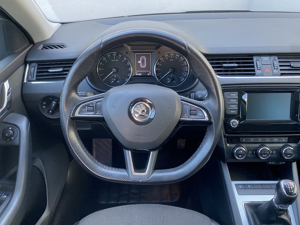 Škoda Octavia III 1.6 TDi Elegance