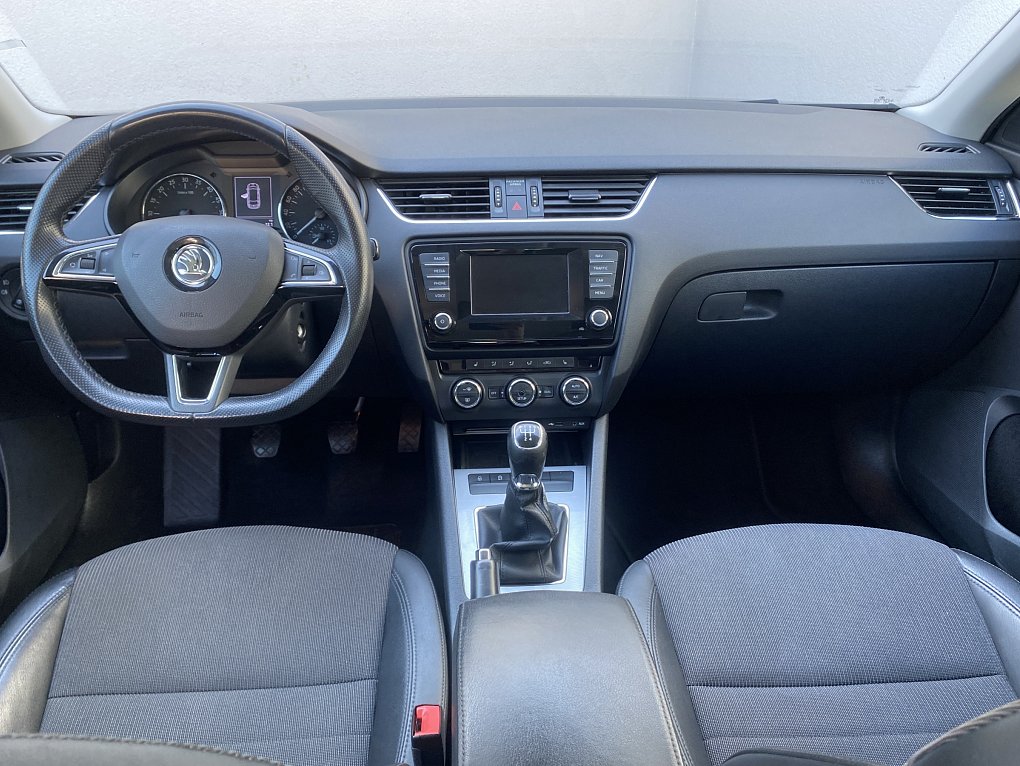Škoda Octavia III 1.6 TDi Elegance
